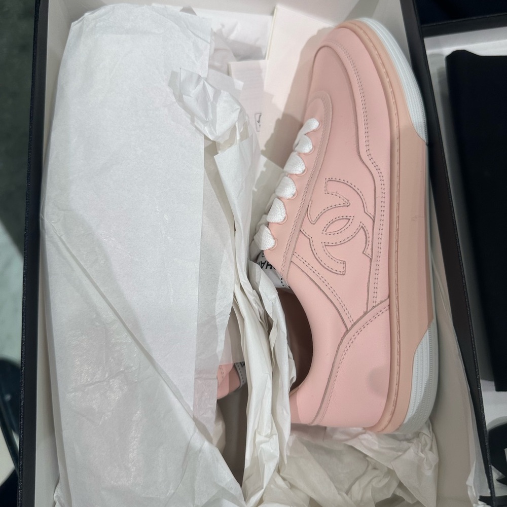 CHANEL Light Pink Women's Sneakers - Picture 10 of 10